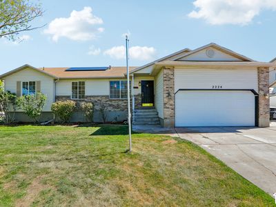 Property at 2224 N 3000 W, Clinton, UT