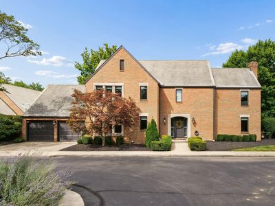 8736 Dunsinane Dr