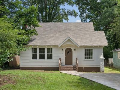 2498 White Oak Dr