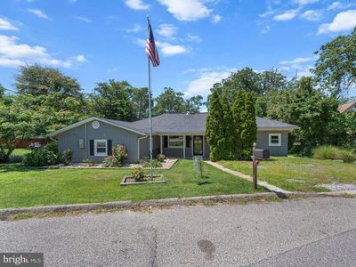 610 Laurel Dr