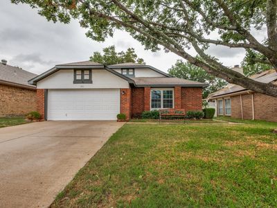 5814 Fox Hunt Dr