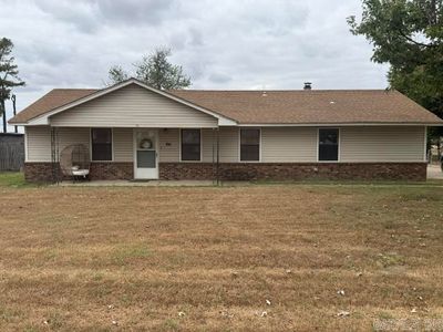306 E Delta Rd