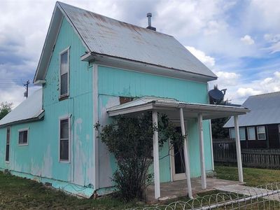 226 Hermosa Street
