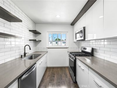 7135 Coldwater Canyon Ave #16