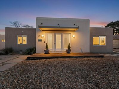 1212 Calle Del Sol NE