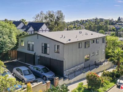 2986 Waverly Dr