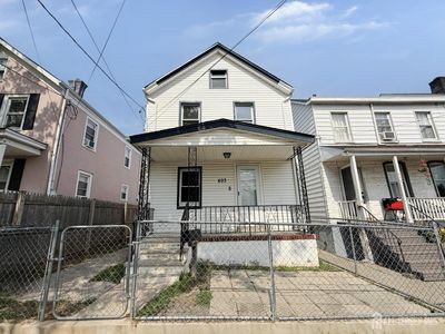 Property at 493 Miller St, Perth Amboy, NJ