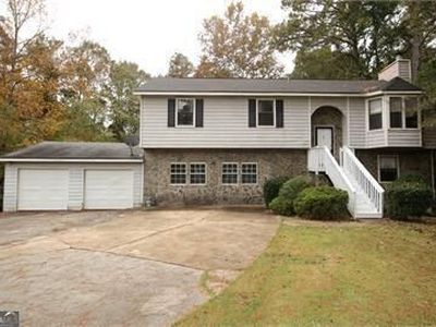 5960 Bluebonnet Cir