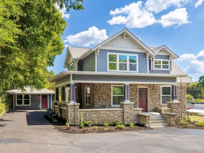 12 N Seminole Dr