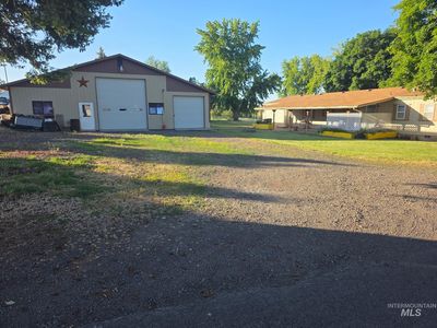 702 Villard Ave