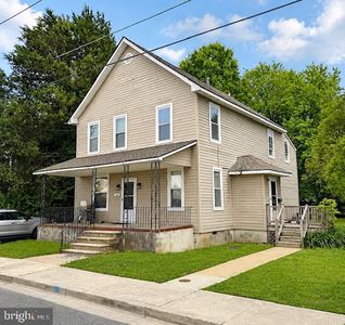 102 Delaware Ave