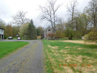 6 Brookside Lane