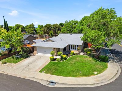 1780 Honeysuckle Rd