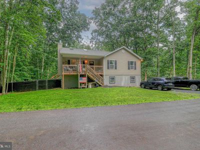 Property at 12 Holiday Dr, White Haven, PA