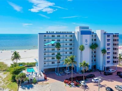 250 Estero Blvd #602