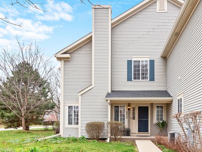 350 Windsor Ct Unit B