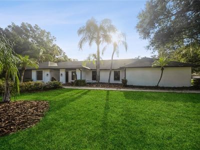 15909 Amberly Dr