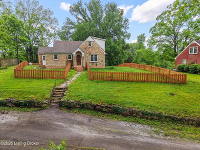 137 Eastview Dr