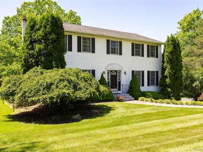 90 Leo Lane
