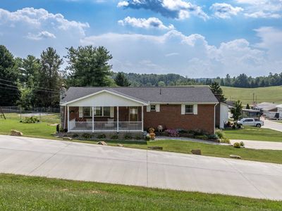 108 Deenie Dr