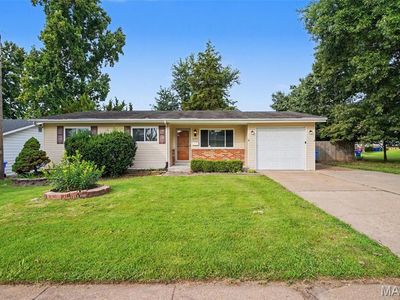 2180 David Dr