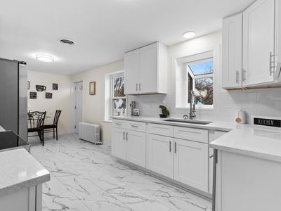 1401 Meadowbrook BOULEVARD