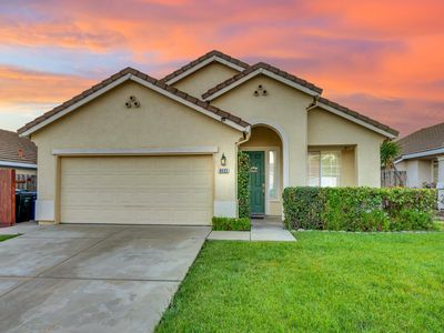 8409 Sundrop Way