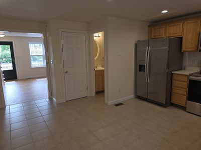 956 Warren Ave APT 5