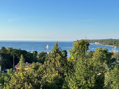 10612 Shore View Pl #202