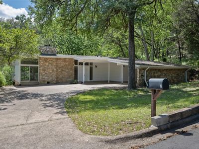 7 Hull Circle Dr