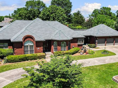 4504 W Cedar Brooke Ln