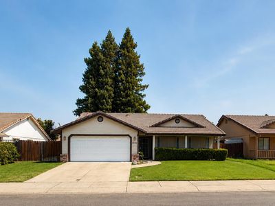 1552 Alicia Dr
