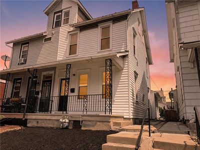 1619 Main St