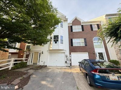12119 Sutton Ln