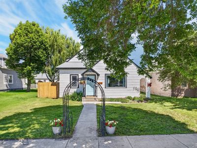 205 4th St