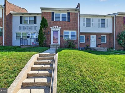 27 Terron Ct