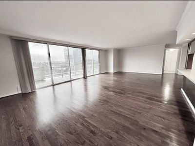 2016 Main St APT 620