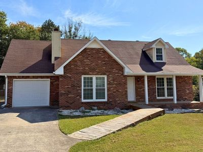 2121 Basham Ln