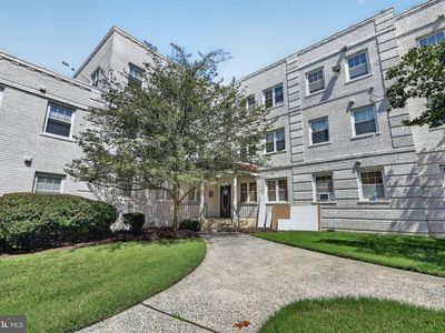 3872 9th St SE APT 201