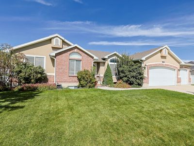 1182 W River Hills Dr