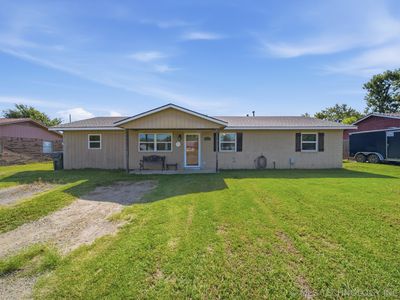 Property at 111 S 6th St, Morris, OK