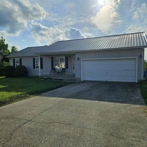 119 Brittany Ln