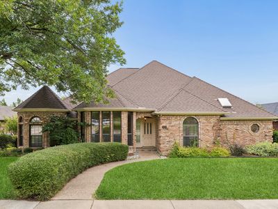 2212 Lorraine Dr