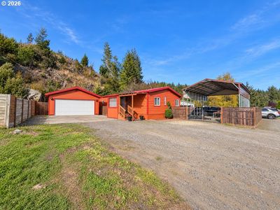 450 Tiara St