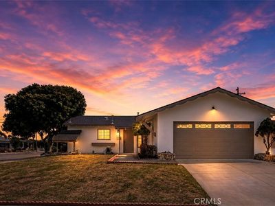 1944 E Lomita Ave