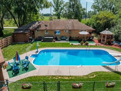 15440 Mt Vernon AVENUE