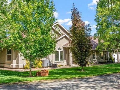 4430 Marvel Ln