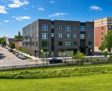 2807 S Halsted St #309