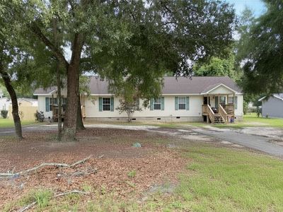 Property at 274 Forest Cir S, Midway, FL