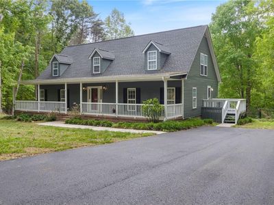 610 Forrest Dr